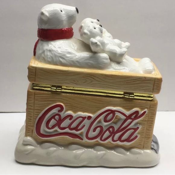 COCA-COLA SLEDDING POLAR BEARS CERAMIC HINGED BOX RARE COLLECTIBLE VINTAGE - Picture 3 of 12